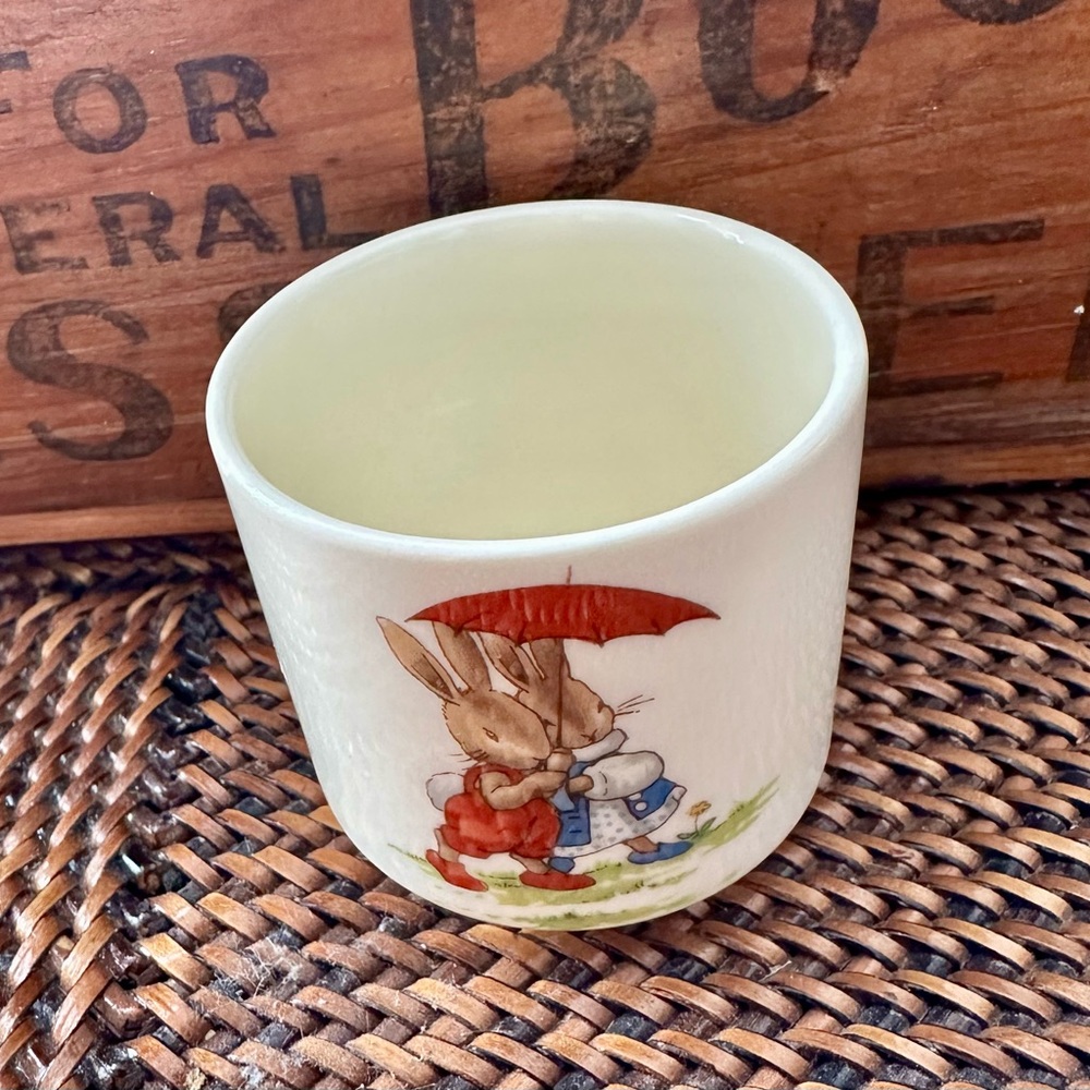 Bunnykins Egg Cup Royal Doulton - Picture 2 of 5